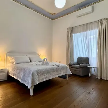 Pansiyon Lu Bartolo - Lily