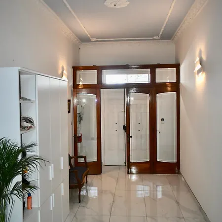 Privatunterkunft Secret - Lily