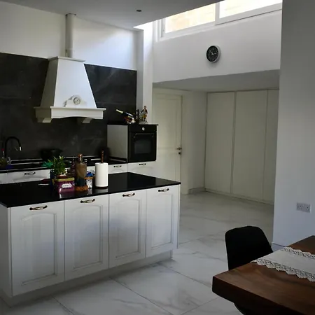 Secret - Lily * Tarxien