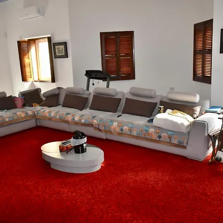 Secret - Lily Tarxien