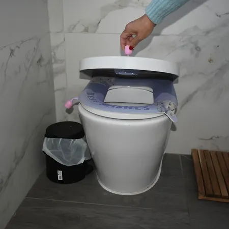 Secret - Lily Tarxien