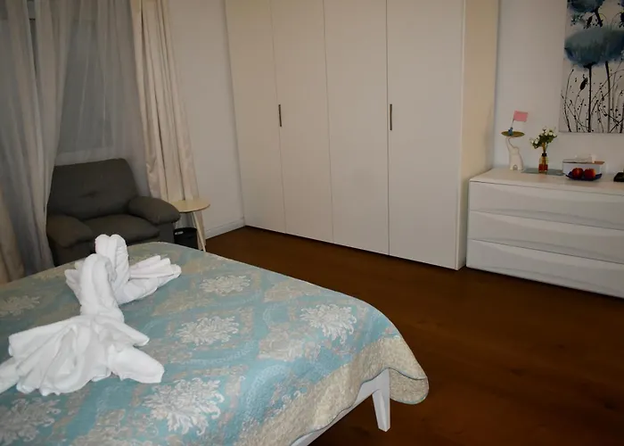 Homestay Secret - Lily *